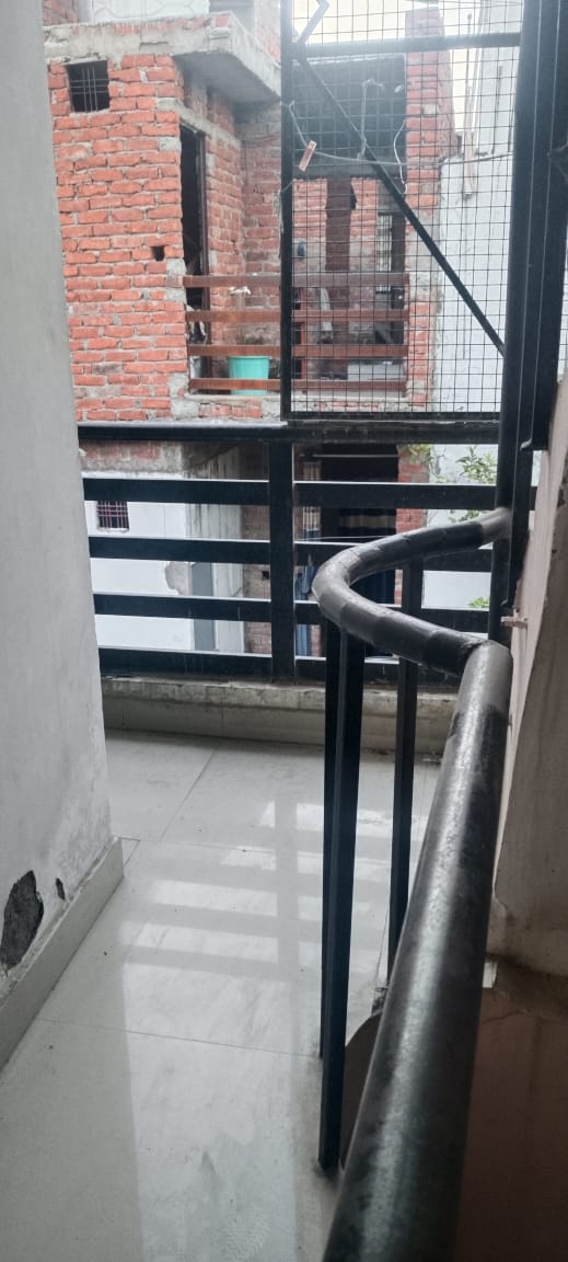Image Missing