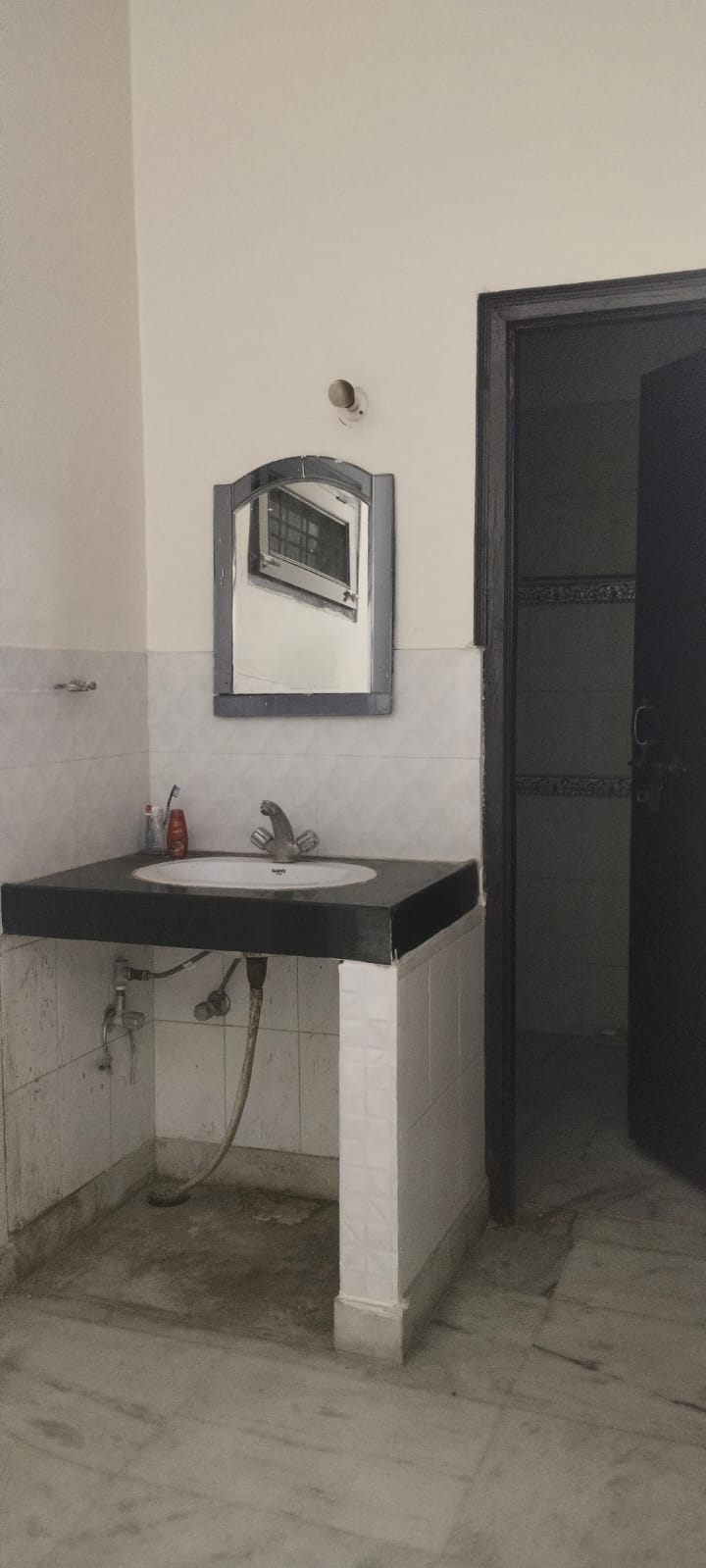 Image Missing